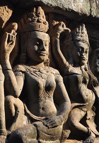 Khmer Empire and the Number Zero